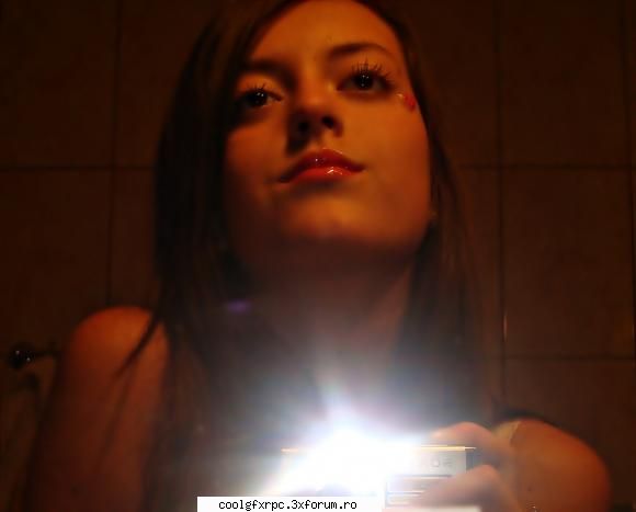 Me :] - Paaaaii...asta's eu:D sa'mi spunetzi cum vi se - Poze cu noi