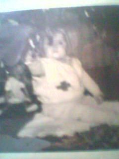 this is me - multumesc:* sub brad cautand bonboane la cateva - Poze cu noi
